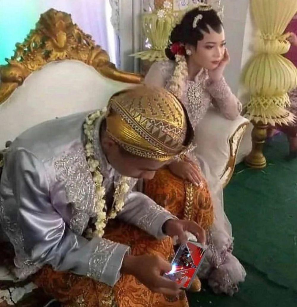 momen kelakuan pengantin (instagram.com/galau_abiez)