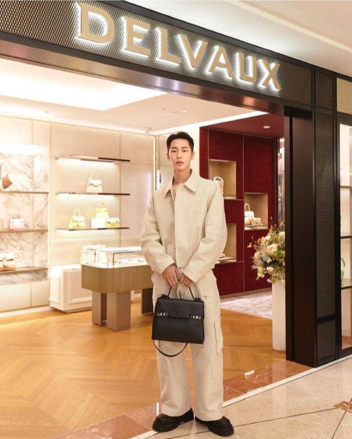 Lee Jae Wook (instagram.com/jxxvvxxk)