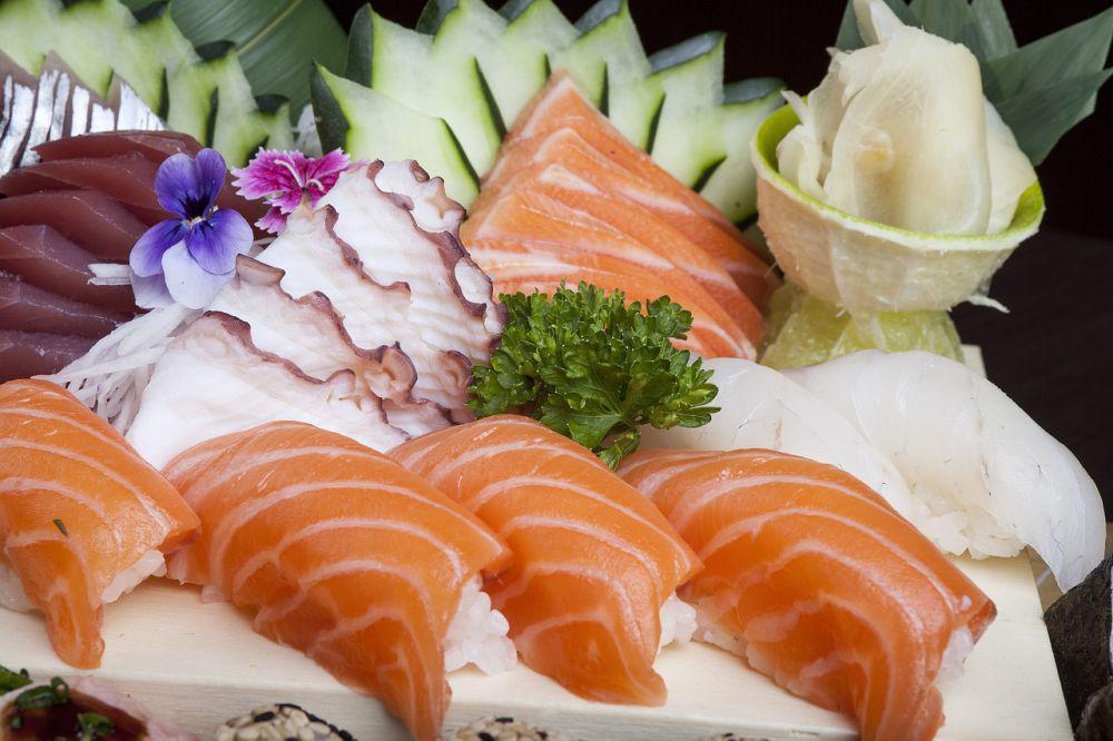 Ilustrasi sashimi. pixabay.com/riquebeze-2313238