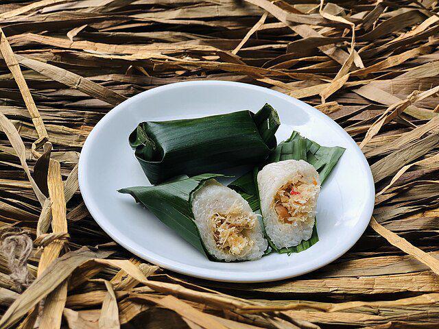 Resep Lemper Ayam ala Holland Bakery