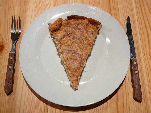 Zwiebelkuchen (pixabay.com/Hans)
