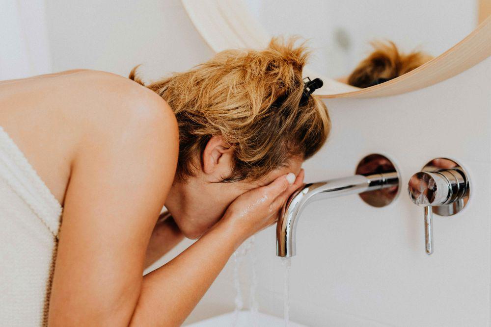 5 Sabun Cuci Muka Salicylid Acid Ampuh Cegah dan Sembuhkan Jerawat