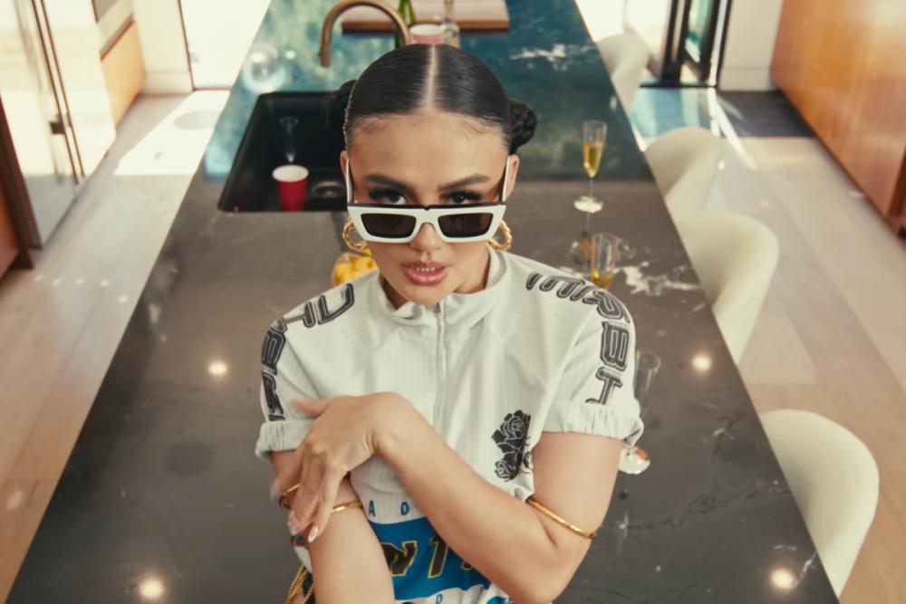Agnez Mo di MV Party in Bali (youtube.com/AGNEZ MO)