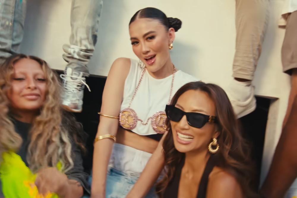 Agnez Mo di MV Party in Bali (youtube.com/AGNEZ MO)