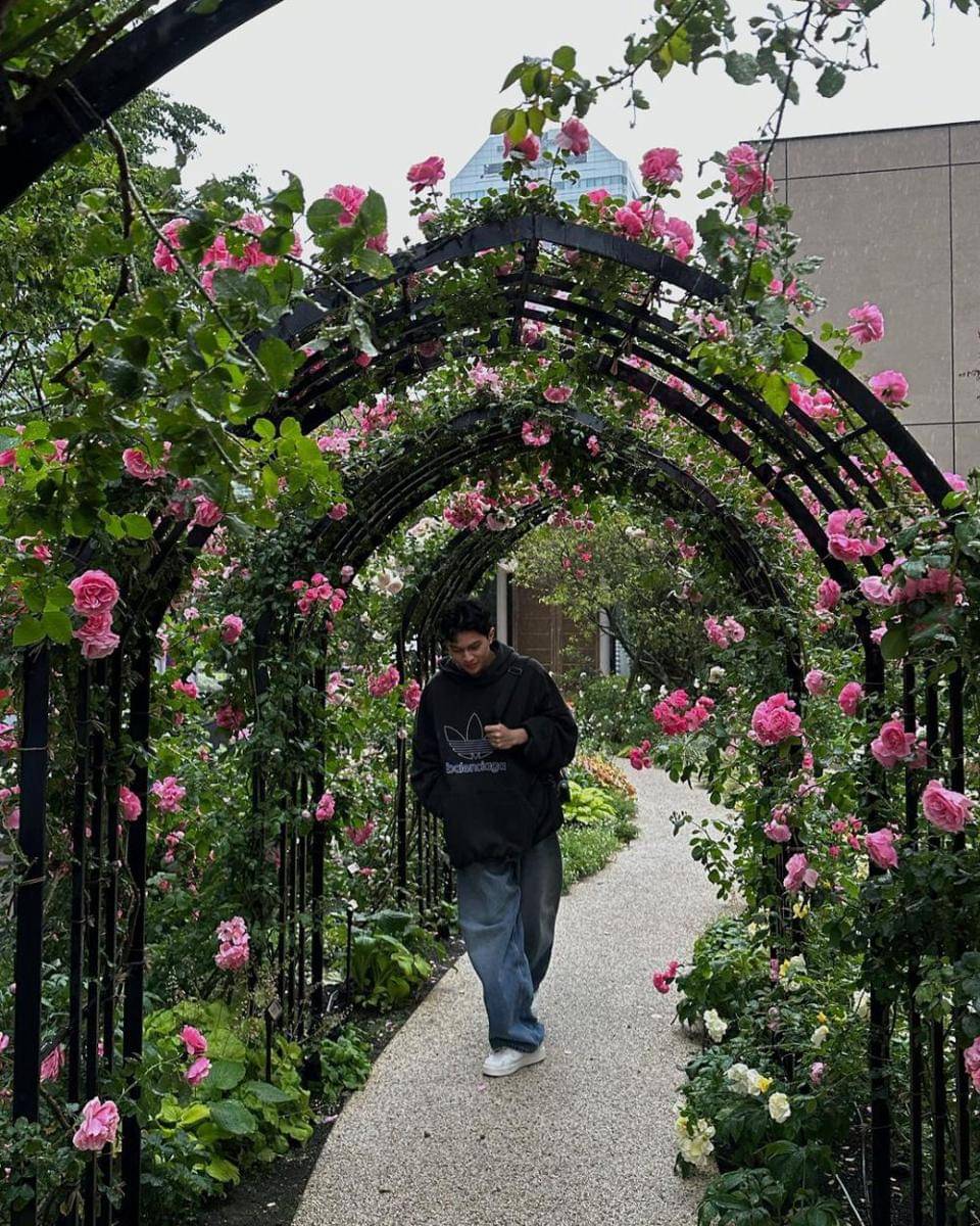 padu padan blue jeans ala William LYKN (instagram.com/williamjkp)