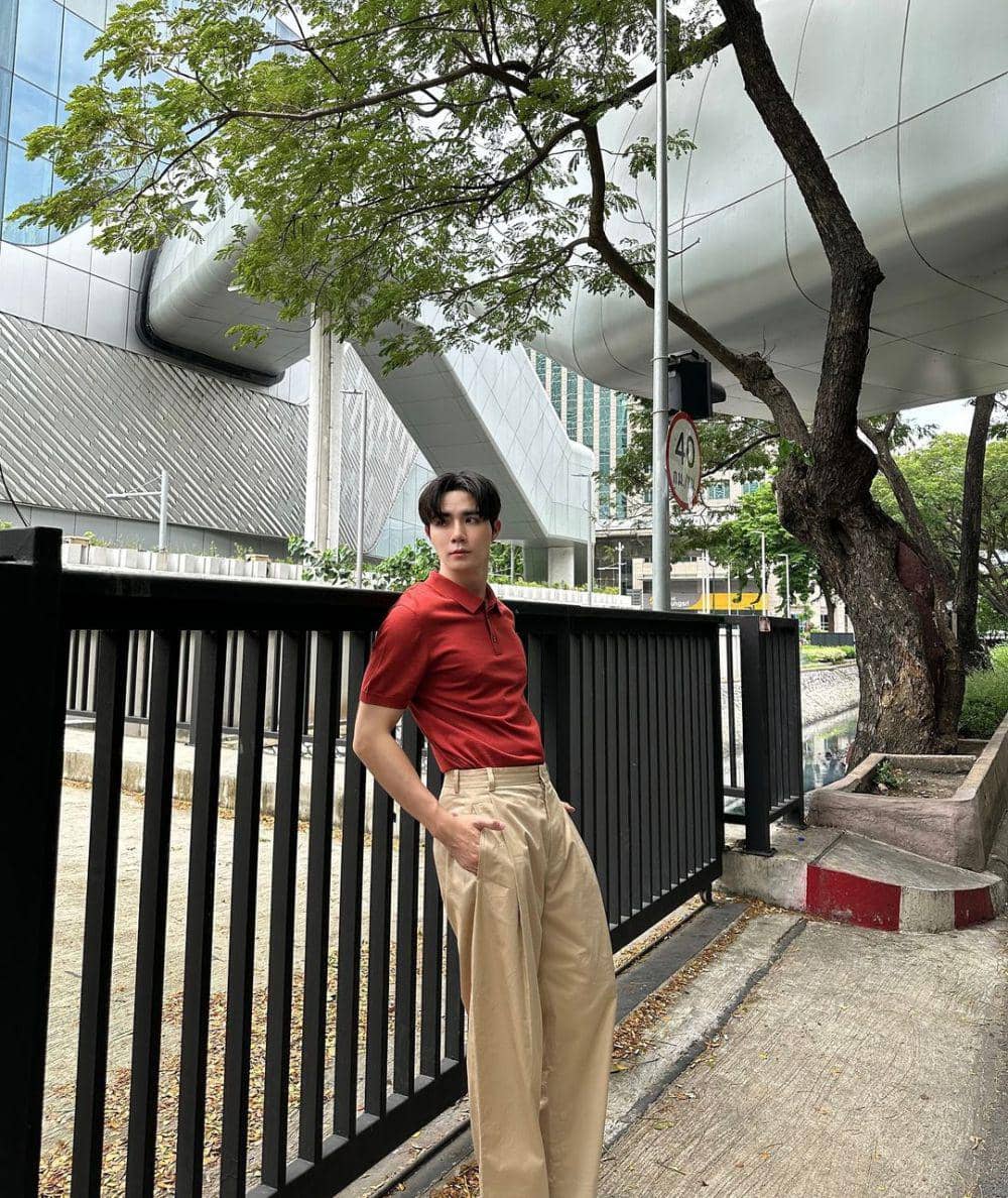 Zee Pruk (instagram.com/zeepruk)