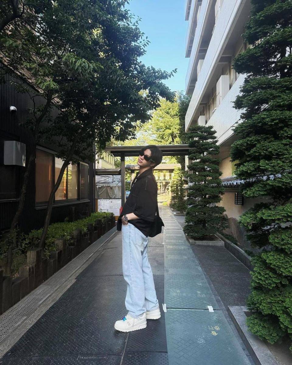 padu padan blue jeans ala William LYKN (instagram.com/williamjkp)