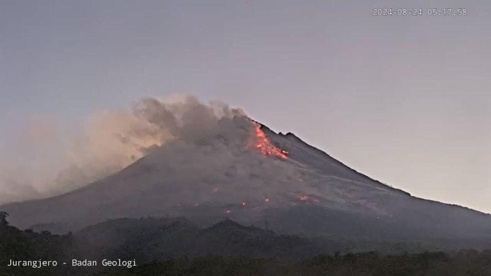 Merapi Muntahkan Awan Panas Guguran Sabtu Pagi, Jarak Luncur 1 Km