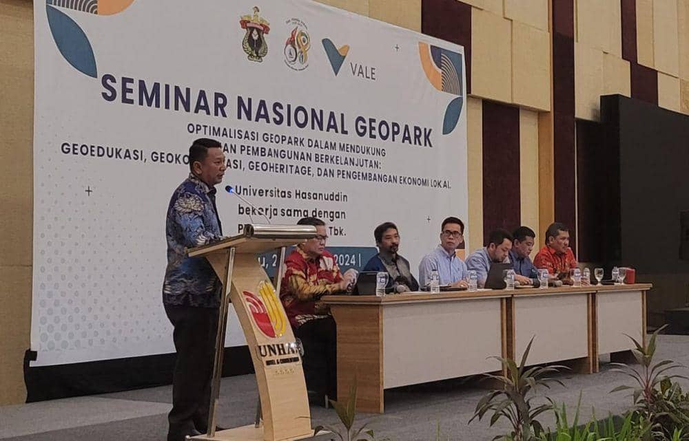 Suasana acara Seminar Nasional Geopark oleh Universitas Hasanuddin Makassar yang berlangsung di Hotel Unhas Tamalanrea pada Sabtu 24 Agustus 2024. (Dok. Humas Unhas)