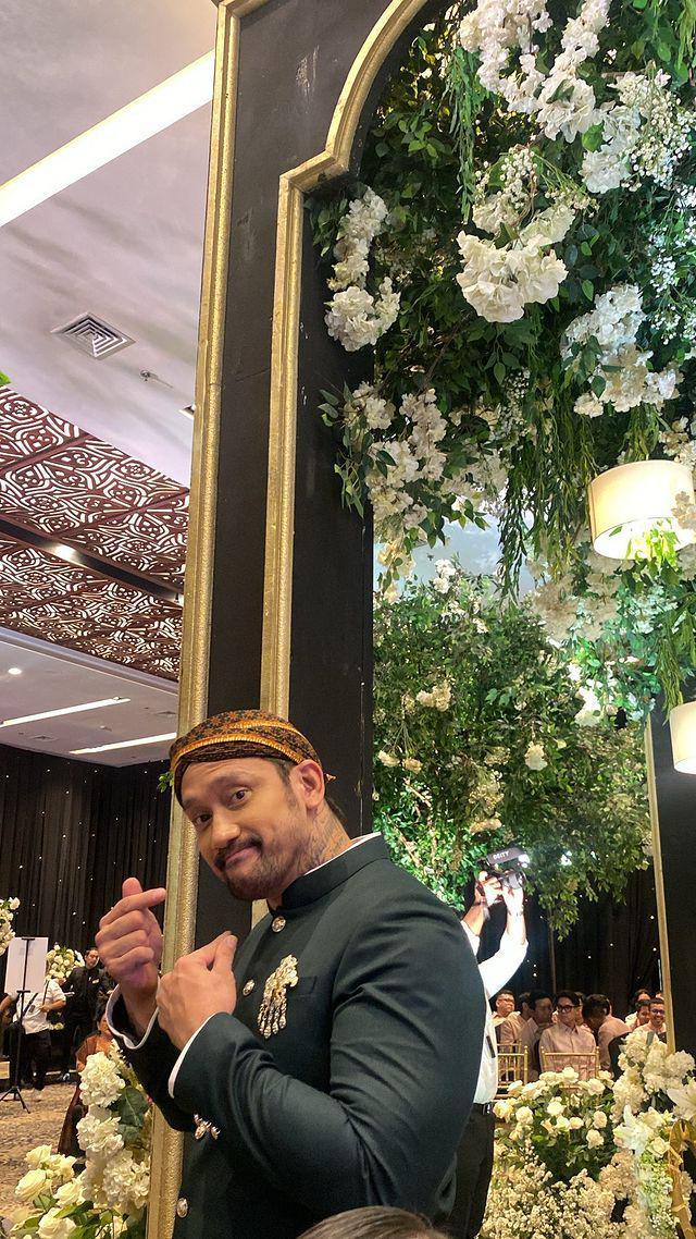 keluarga Sudiro di pernikahan Ivan-Nabila (Instagram.com/t_orasudi_ro)