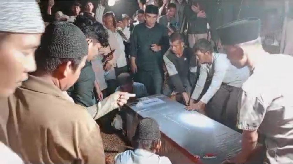 Bocah Korban Pembunuhan Ibu Tiri di Pontianak Dimakamkan di Ogan Ilir