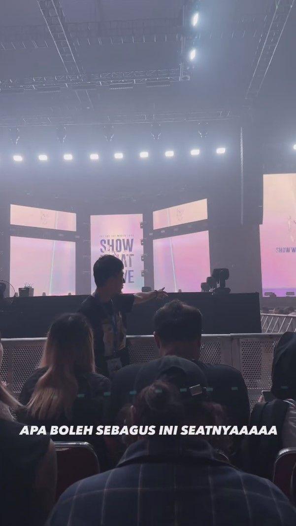 potret Sandy nonton konser IVE di Jakarta (instagram.com/sandyk_sk)