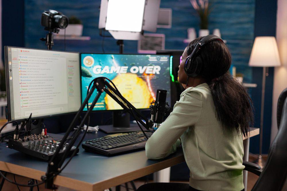 4 Sumber Pendapatan dari Seorang Live Streamer, Sudah Tahu?