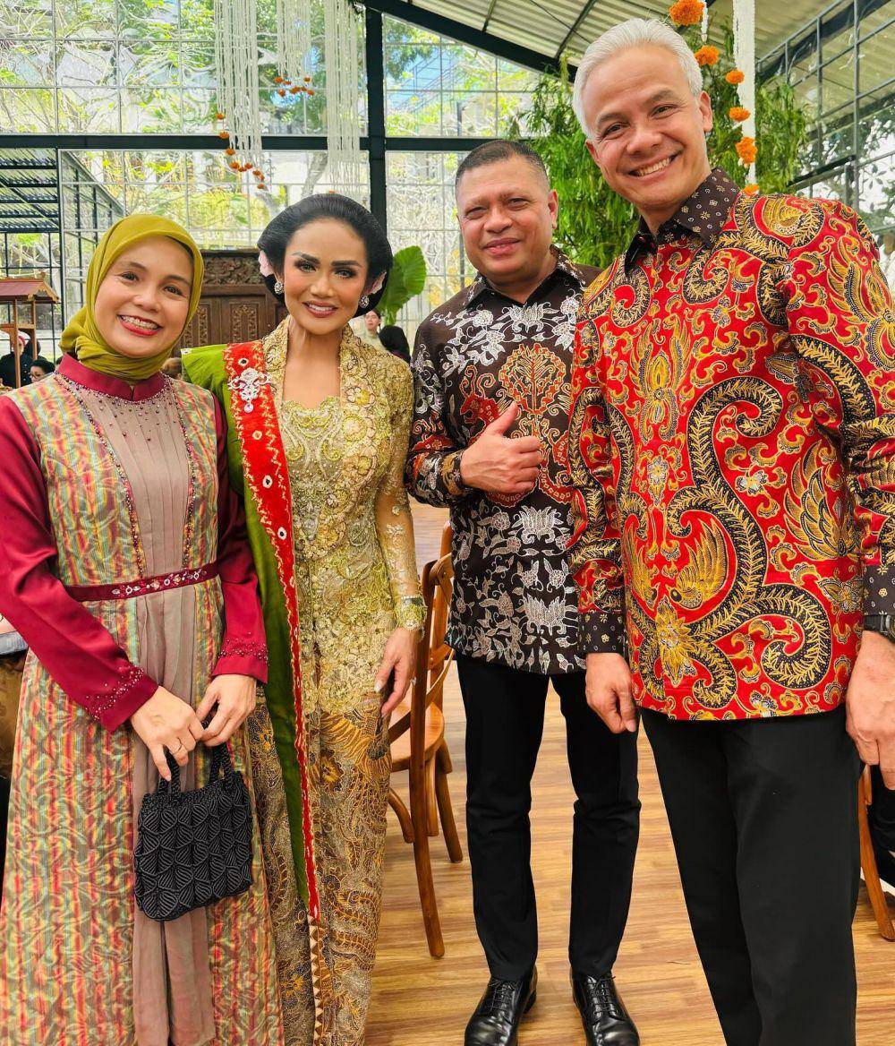 Kris Dayanti di pernikahan putri Susi Pudjiastuti (Instagram.com/krisdayantilemos)