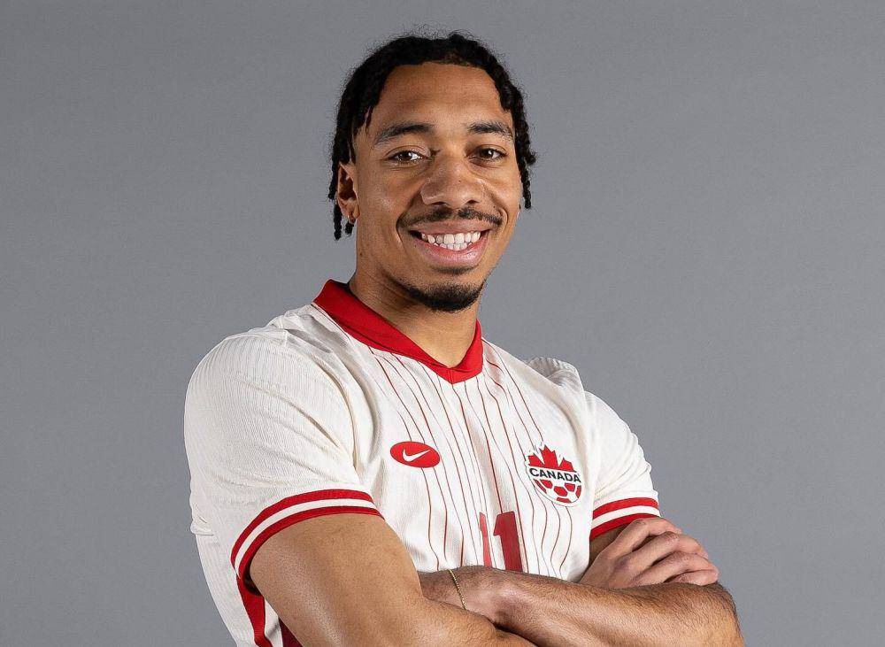 Theo Bair saat membela Timnas Kanada. (instagram.com/theloniusbair)