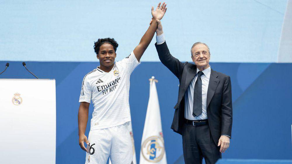 Endrick (kiri) (realmadrid.com)