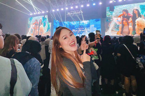 7 Potret Rani DA Nonton Konser aespa, Bagikan Banyak Fancam!