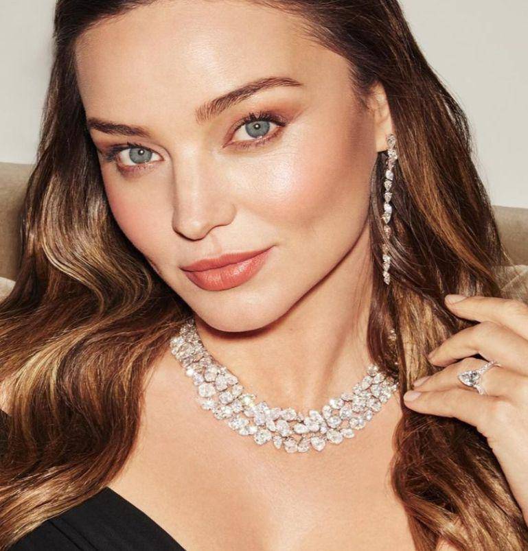 Miranda Kerr (instagram.com/mirandakerr)