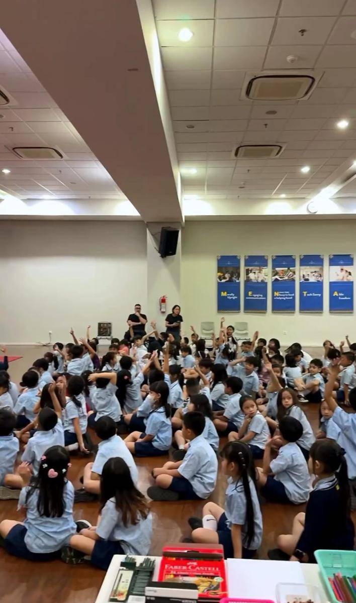 potret Ibnu Jamil jadi guest star di sekolah Yaya anak sambungnya (instagram.com/ibnujamilo)