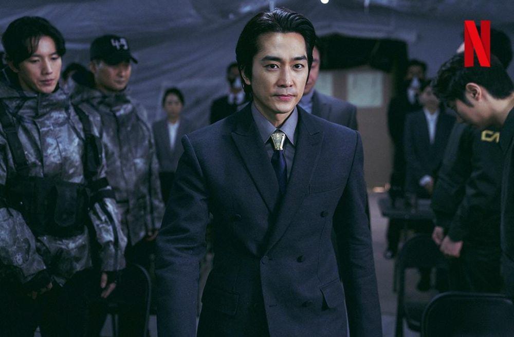 Song Seung Heon di drama Black Knight (instagram.com/netflixkr)