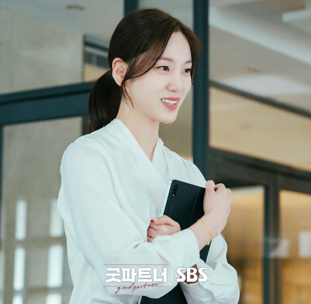 Han Jae Yi di Good Partner (instagam.com/sbsdrama.official)