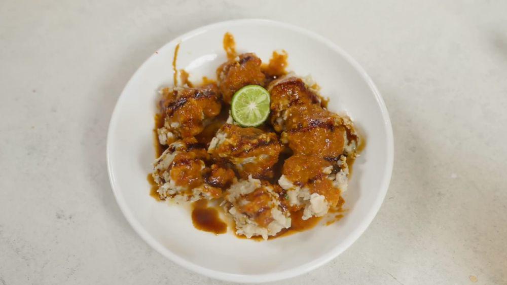 Resep Siomay Ayam Kriwil Bumbu Kacang, Lezatnya Bikin Ketagihan