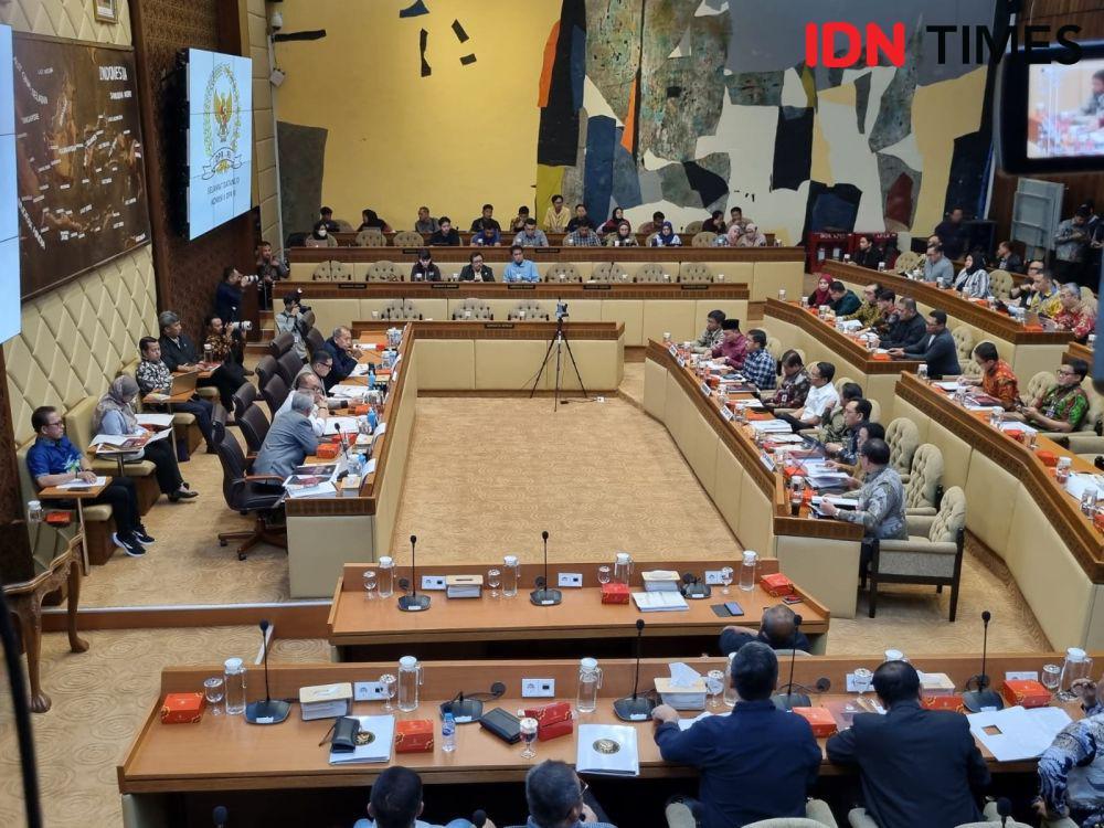 Tok! DPR dan KPU Resmi Ikuti Putusan MK
