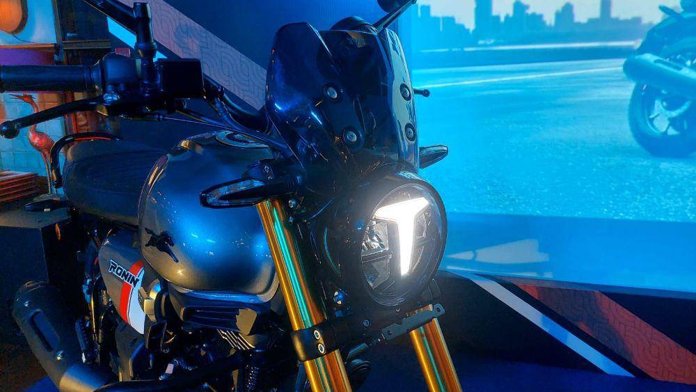 Lampu utama TVS Ronin Nimbus (Istimewa)