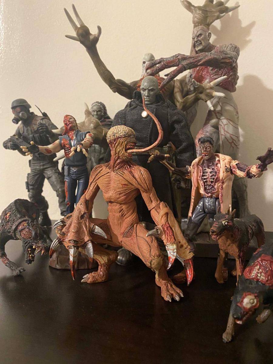 potret koleksi Figur Aksi Resident Evil (reddit.com/user/JimiEnvy)