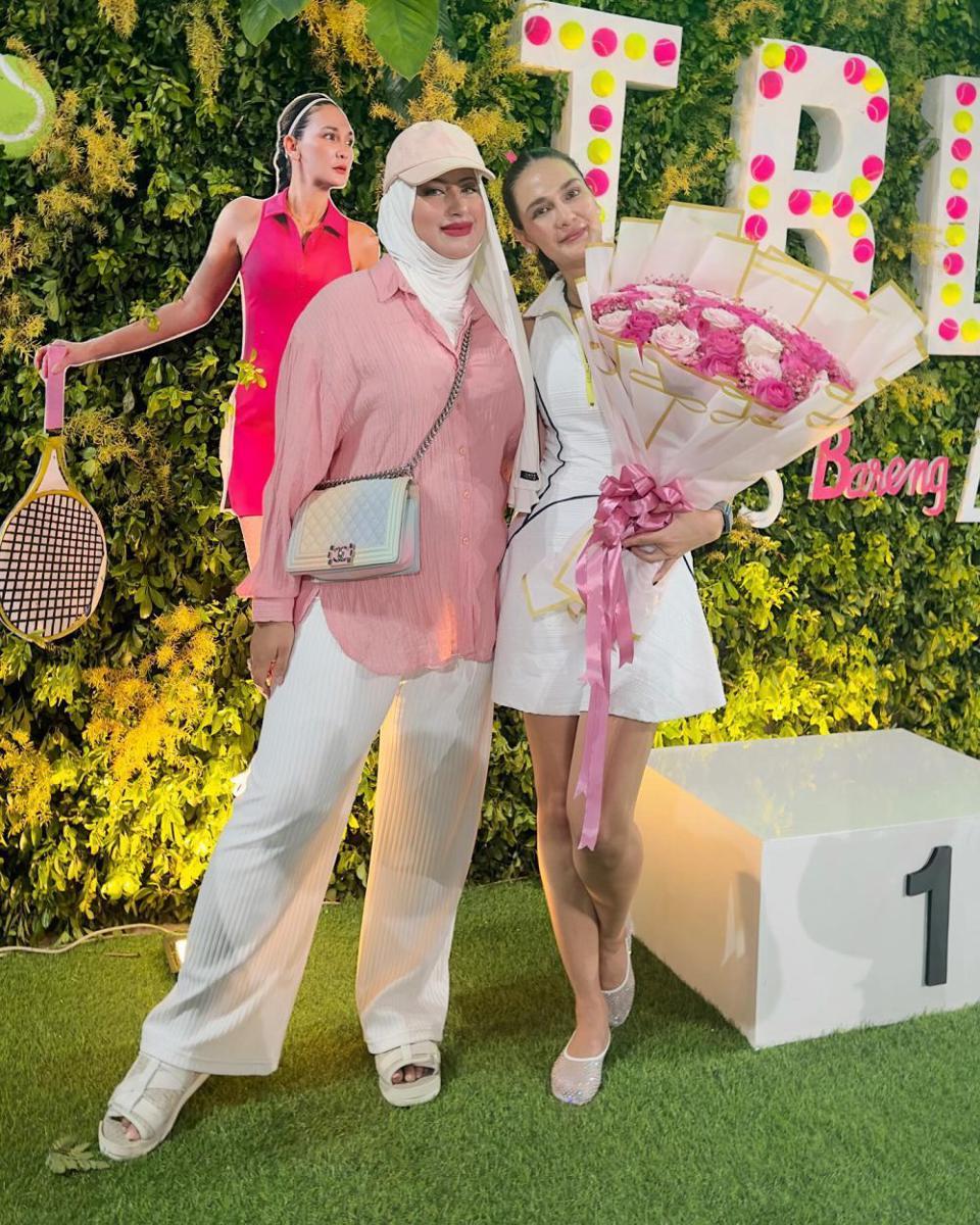 artis di ulang tahun Luna Maya (Instagram.com/tasyiiathasyia)