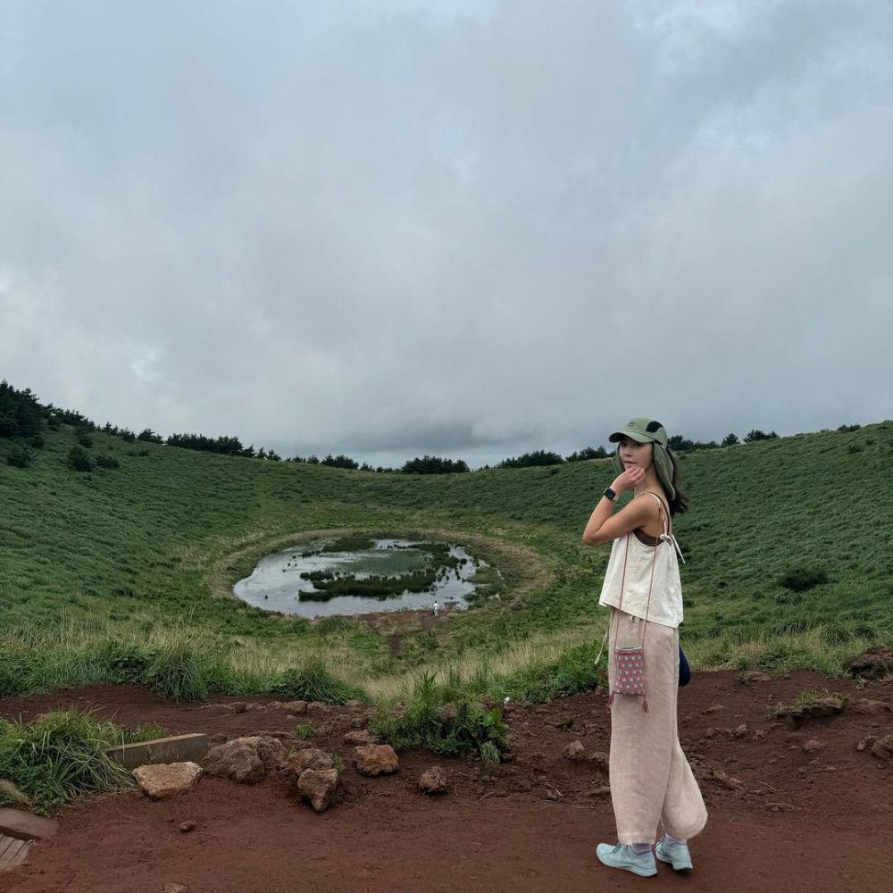 potret Yuri SNSD ke Pulau Jeju (instagram.com/yulyulk)
