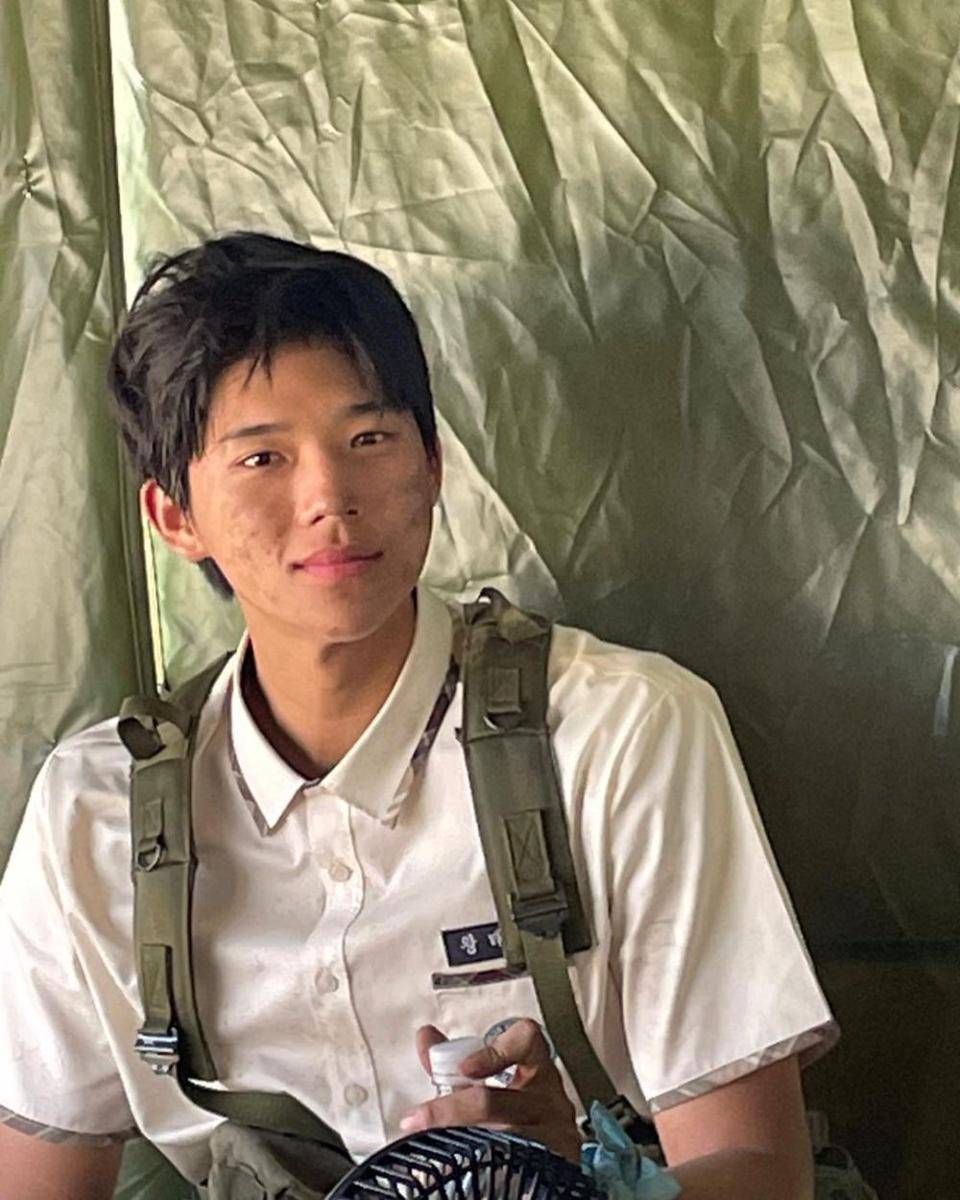 Moon Sang Min di balik layar drama Duty After School (instagram.com/_sangmxn_)
