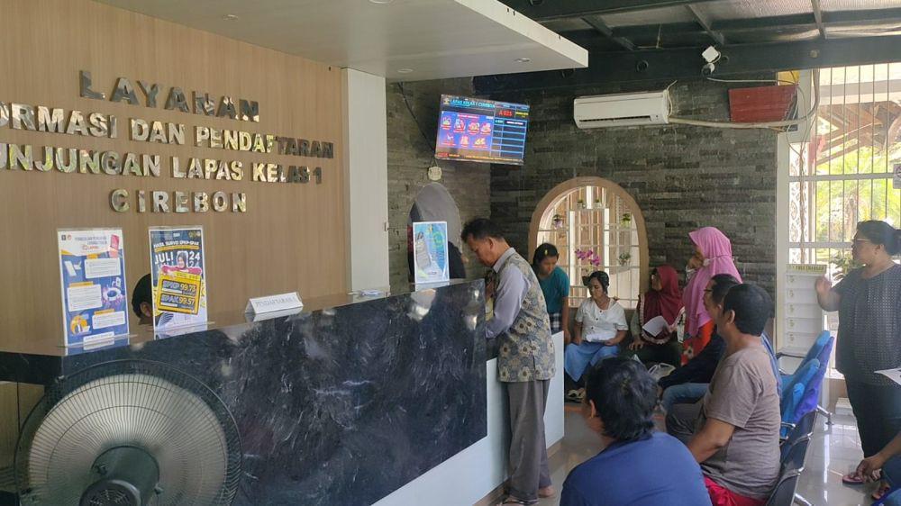 6 Terpidana Kasus Pembunuhan Vina dan Eki Dijenguk Keluarga