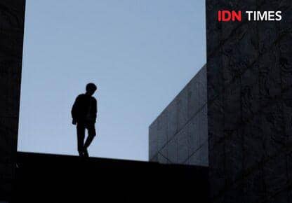 Ketenangan dan tidak mudah panik terutama saat di gedung tinggi adalah hal penting menghadapi gempa.(IDN Times/Ilustrasi)