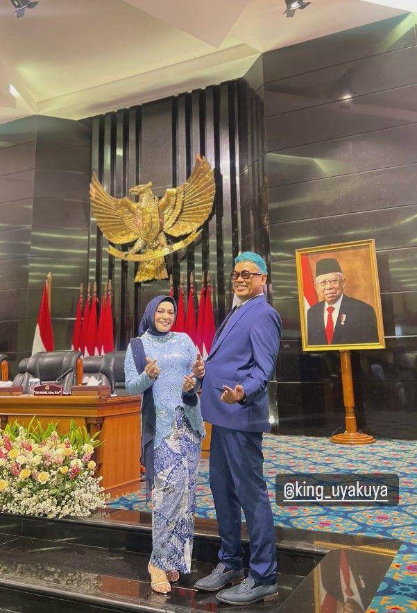 potret Astrid Kuya dilantik jadi anggota DPRD DKI Jakarta (instagram.com/astridkuya)
