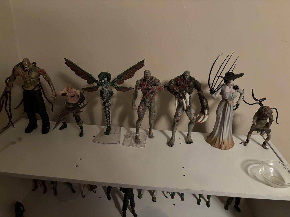 potret koleksi figur aksi Resident Evil (reddit.com/user/NotGabesenberg)