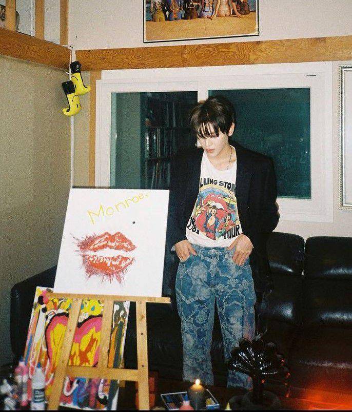 referensi layering outfit ala Taeyong NCT (instagram.com/taeoxo_nct)