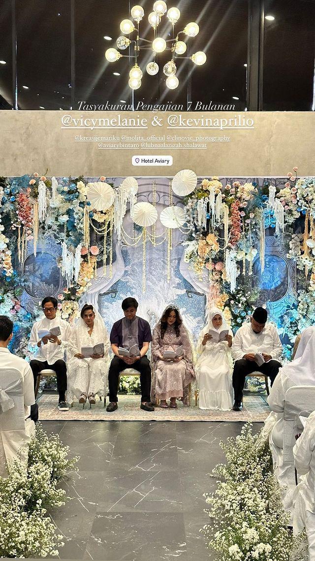 pengajian kehamilan Vicy dan Kevin Aprilio (Instagram.com/vicymelanie)