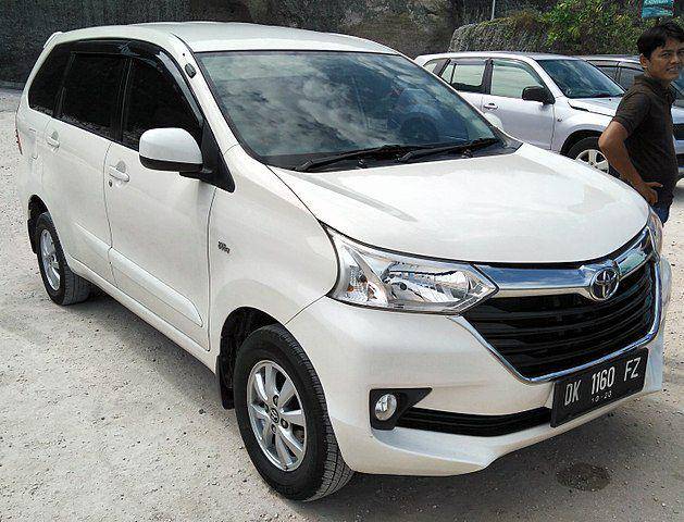 Photo Toyota Avanza 2015(commonswikimedia.com)