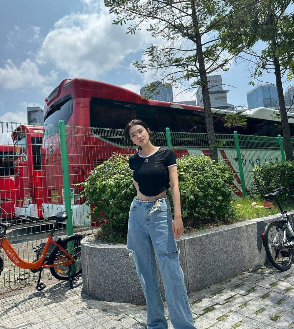 Park Ju Hyun (instagram.com/charmgirl_1005)