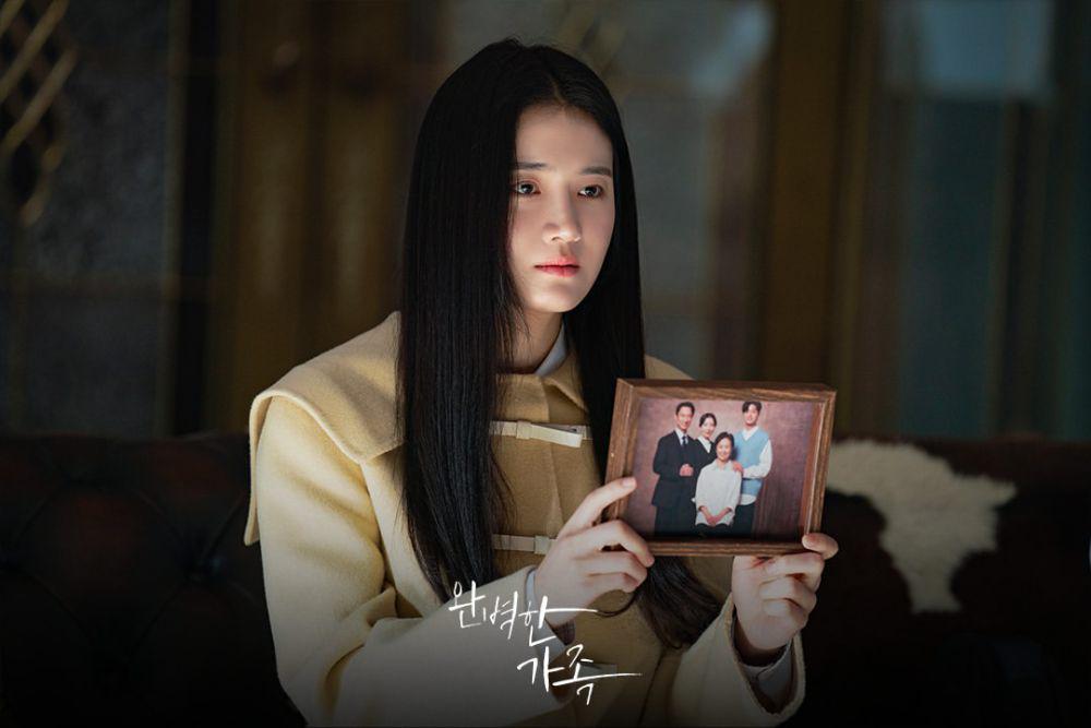 still cut drama Perfect Family (instagram.com/sbsdrama)