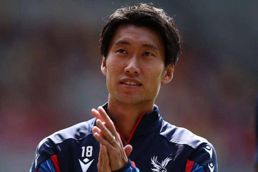 Daichi Kamada menjadi salah satu rekrutan Crystal Palace pada musim panas 2024. (cpfc.co.uk)