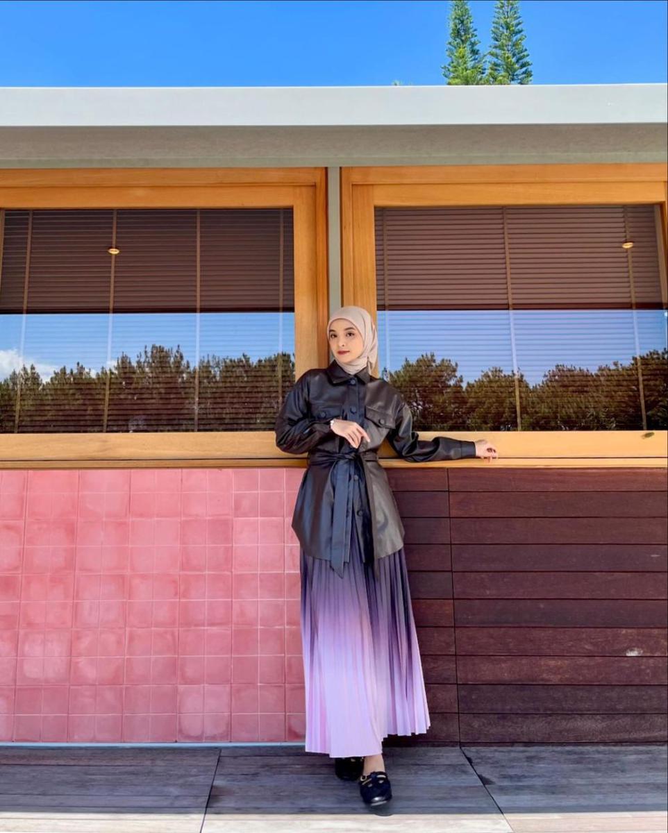 Inspirasi OOTD ala Nabila Ishma (instagram.com/nabilaishma)