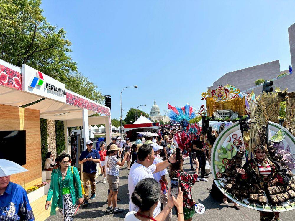 PT Pertamina (Persero) kembali hadir di ajang internasional WOW Indonesia Festival 2024 di Washington DC, Amerika Serikat, Minggu (25/8). (dok. Pertamina)