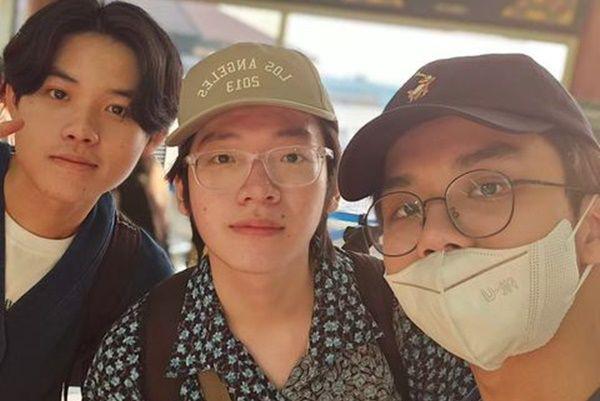 7 Potret Sandy, Axel, Kevin Clash of Champions Kembali Ke Singapura