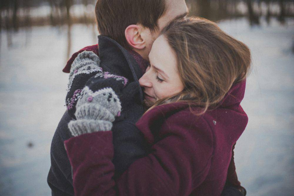 ilustrasi pasangan romantis (unsplash.com/Freestocks)