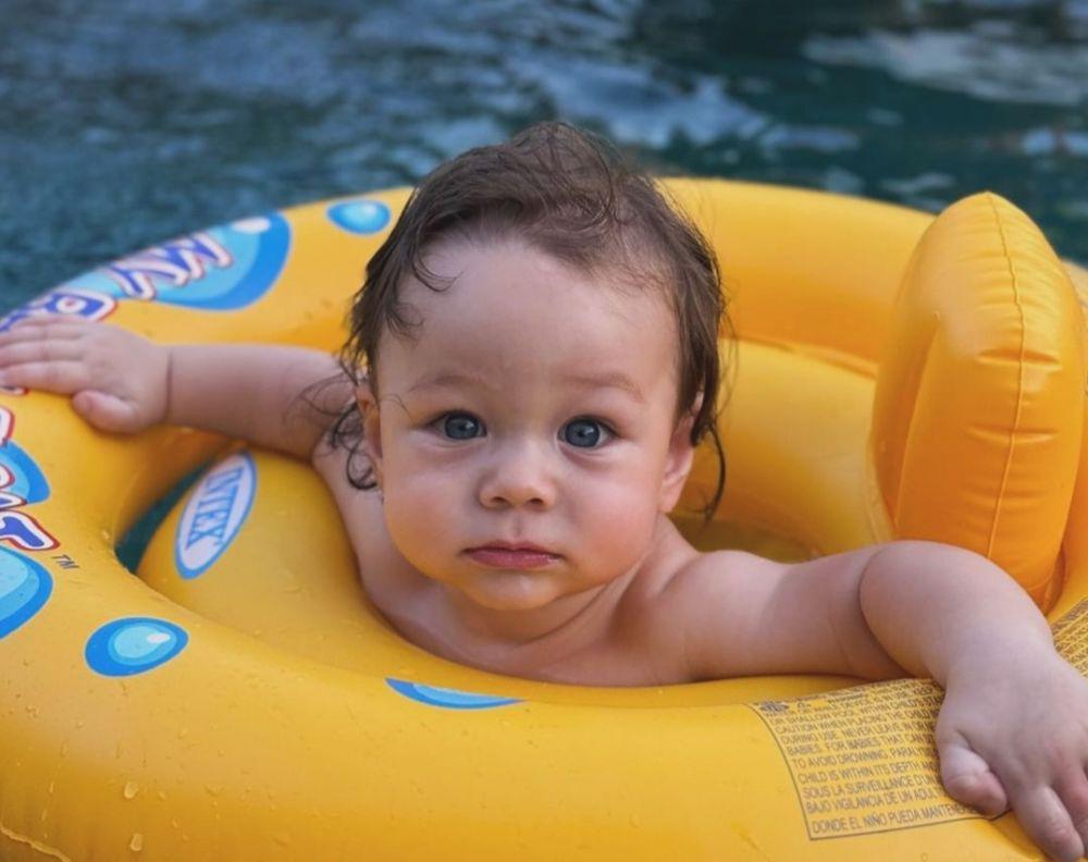Punya Jagoan Kecil, Ini Arti Nama Anak Stefan William dan Ria Andrews