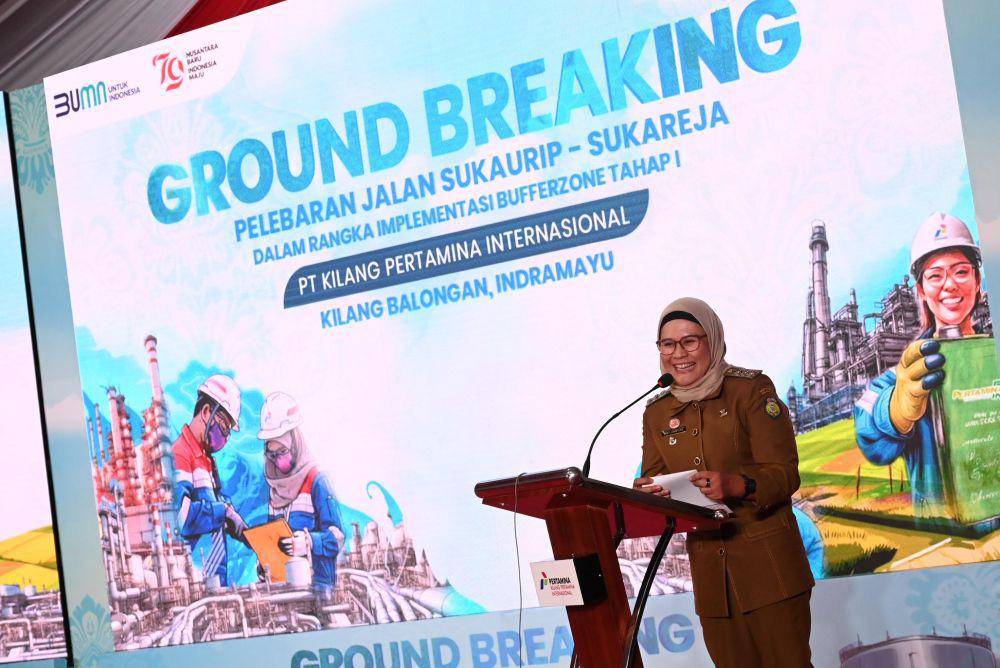 Pertamina terus meningkatkan keamanan dan keselamatan di wilayah kilang dengan pelaksanaan Groundbreaking Area Penyangga (Bufferzone) di Kilang Balongan. (Dok. Pertamina)