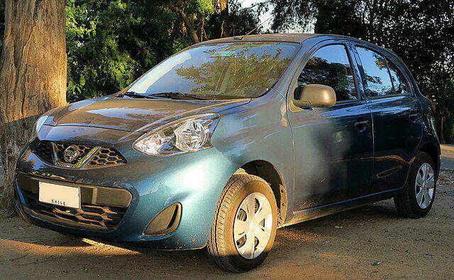 Photo mobil Nissan march 2017 (commonswikimedia.com)