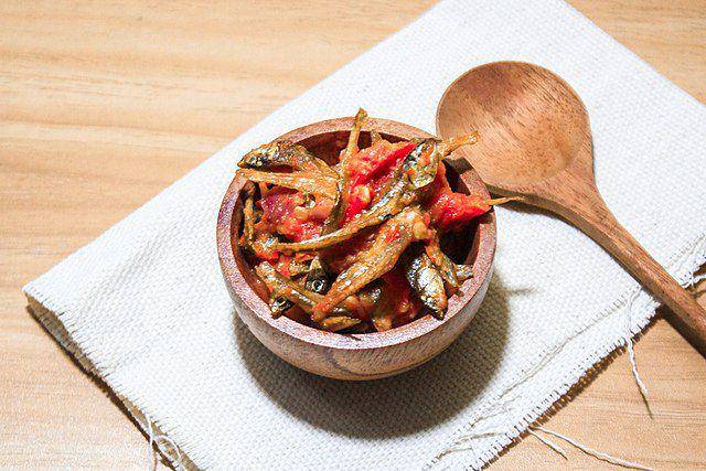 ilustrasi sambal teri (commons.wikimedia.org/Windi Utari)